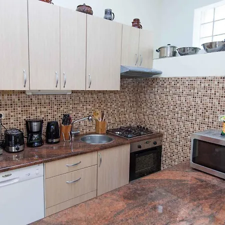 Vila In Belgrad 39403 Baretici