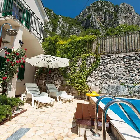 Vila In Belgrad 39403 Baretici